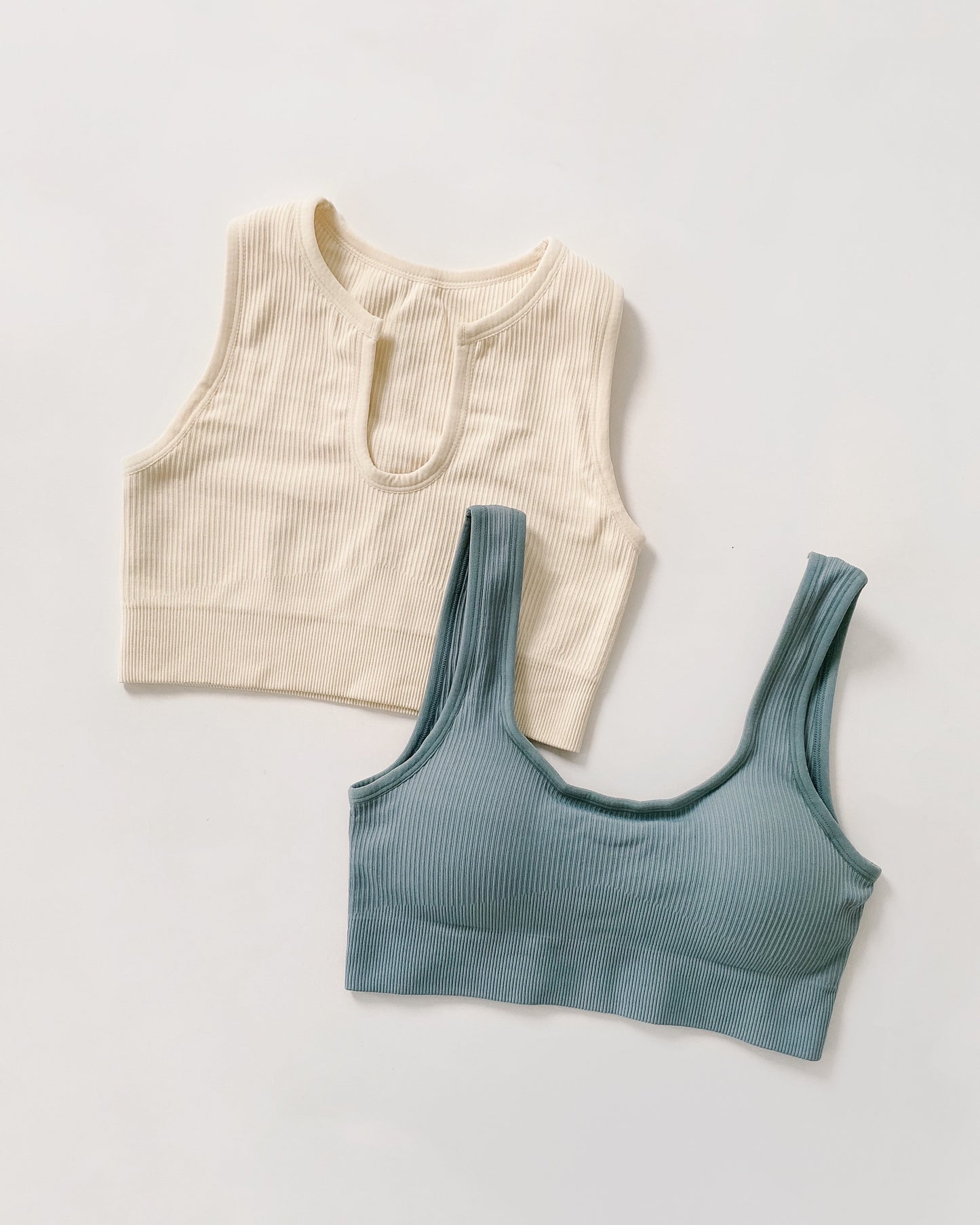 TEAL SEAMLESS TOP - Ribbed Collection