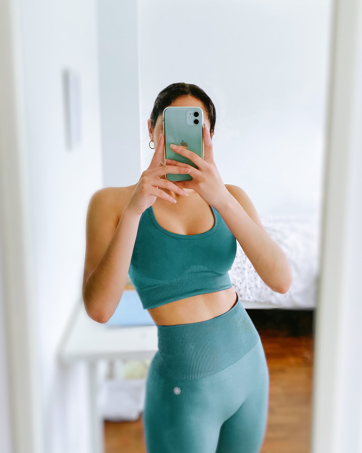 EMERALD SEAMLESS LEGGINGS - Cozy Collection